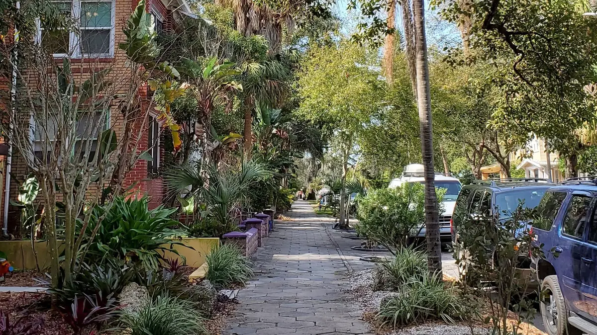 South Tampa Record-Breaking Cash Paid For Your Tear Down Home Or Vacant Lot