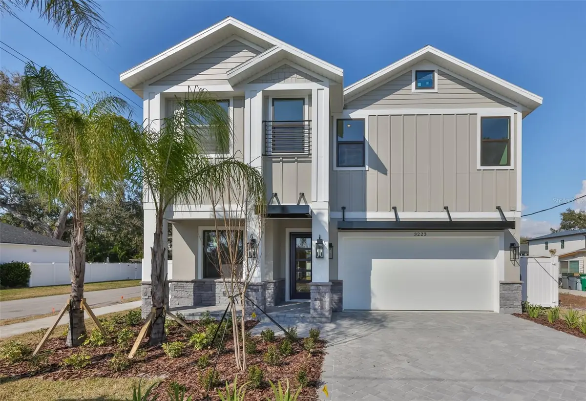 3223 W Paxton Avenue, Tampa, FL